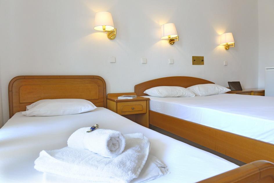Hotel Proteas Órmos Prínou Eksteriør bilde